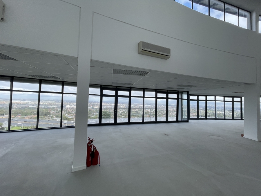 Commercial Property for Sale in Uitzicht Western Cape